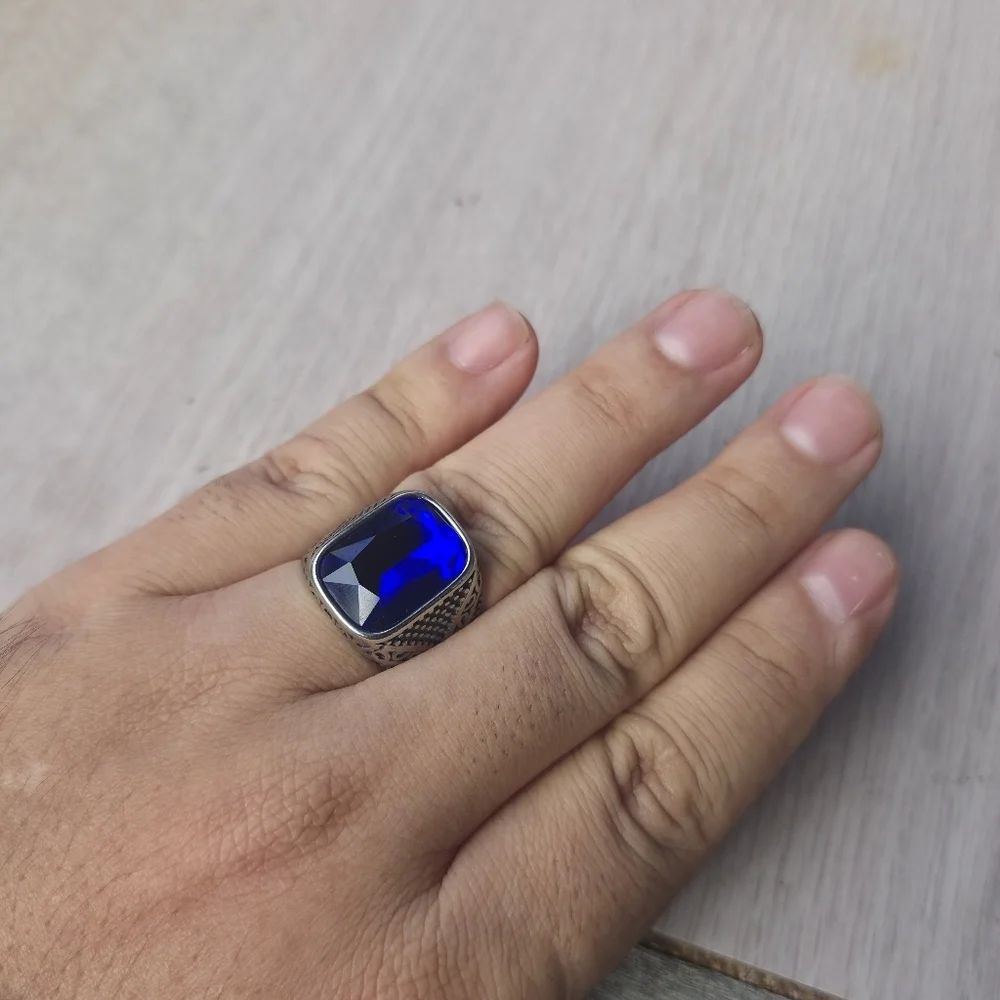 New Stainless Steel Men's Ring With Cubic Zirconia Stone Size 11